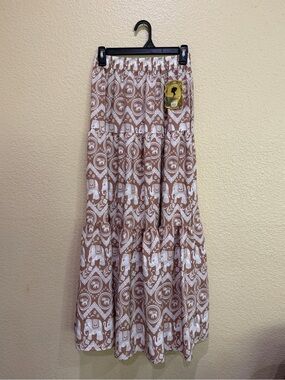 Tan & White Elephant Print Tiered Maxi Skirt